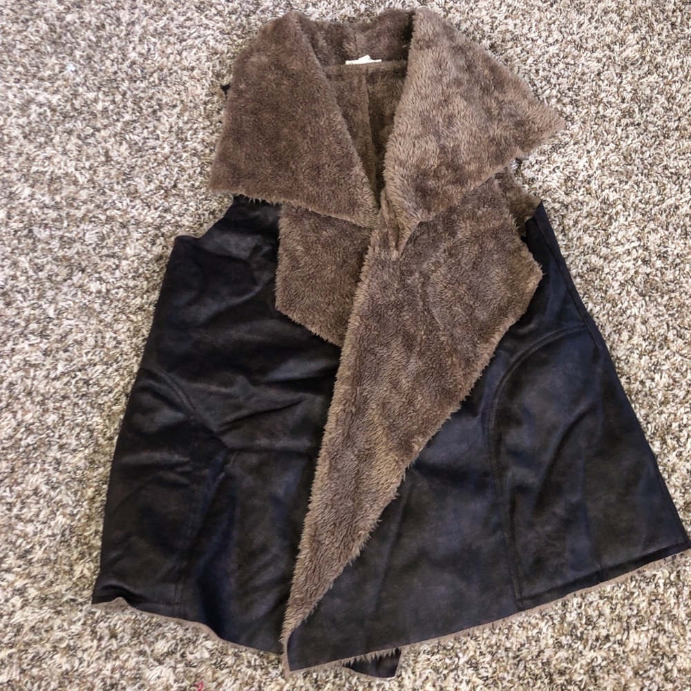 Mystree Faux Fur Vest